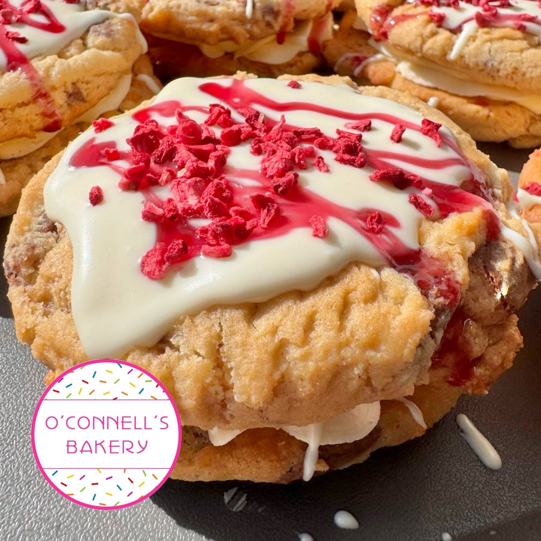 Cookie Sandwich - Raspberry & White Choc (UK)